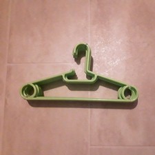 10 x Kleiderbügel Kunststoff grün