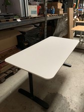 IKEA Schreibtisch "BEKANT", Schwarz/Weiß, 160 x 80 cm, minimale Gebrauchsspuren