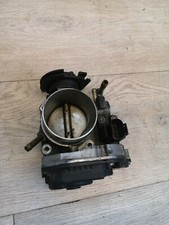 Drosselklappe Audi A3 8L1 GOLF 4 1J   06A133064J  