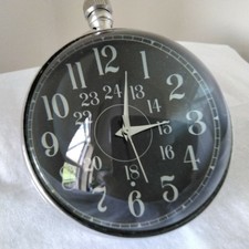 DUEBER "Auge der Zeit" Schreibtisch Uhr & Kompass (Taschenuhr Form) schwere Glaskugel