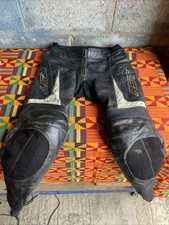 RST Damen Motorrad Lederhose UK 14 EU 40 schwarz