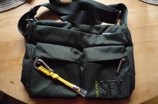 Umhängetasche crossbody Tasche SURI FREY Marry  -  MD20 Style - dunkelgrün - NEU