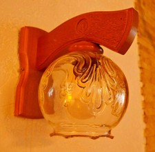 Wandlampe Wandleuchte Eiche rustikal braun Glasschirm mit Dekor Ziehschalter