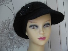 tolle schwarze Mütze Schildmütze mit Applikation