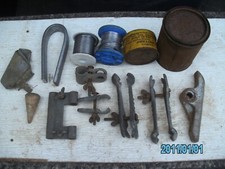 GEBRAUCHTE BLEIROHRWERKZEUGE=LÖTEN=KLEMMEN=HOLZDREHNADEL=FLUX=