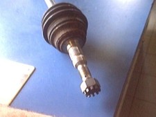 Antriebswelle Rechts Vorne Opel Astra 1.6 Caravan 74 KW 100 PS 146918 Km