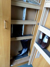 Großer Schuhschrank Schuhregal mit Türen raumsparend - flach Rotbraun 205x104x25