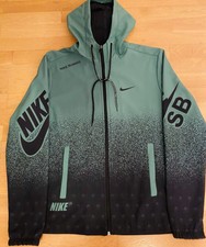 Nike Running Jogginganzug / Trainingsanzug grün-schwarz Gr. M NEU!