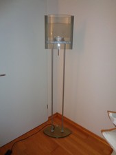 Designer Stehlampe gebraucht - in sehr gutem Zustand 