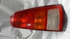 Ford Focus Heckleuchte Rücklicht MIT Lampenträger Rechts