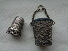 VIKTORIANISCHER CHATELAINE WEISSER METALL EIMER FINGERHALTER