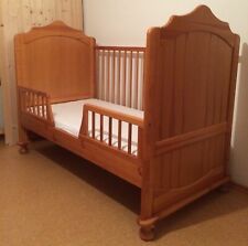 Holzbett Babybett Kinderbett Juniorbett Gitterbett 120x60cm neuwertige Matratze