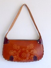 Kleines Schultertäschchen Handtasche Handbag Indien naturbraun Dekor-Prägung NEU