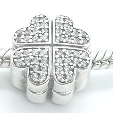 *Pandora Silbercharm , Clip, Blüten der Liebe- Kleeblatt, Pave