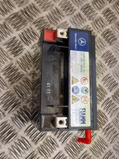 Mercedes W212 E-Klasse 250 CDI FIAMM Zusatz Batterie 12V 12Ah 170A A0009827008