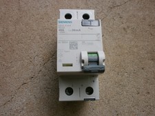 Siemens  FI-Schutzschalter 5SV3 314-6 2-polig 40A/30mA NEU
