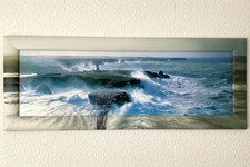 Wandbild Leuchtturm auf Klippe im Meer - Druck auf Holzplatte + Rahmen 100x40cm