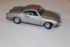 Modellauto 1:24 Karmann Ghia Coupe´ 