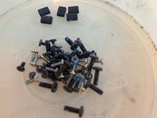 Schrauben Satz Set & Display Gummi Abdeckungen Samsung NP-R40 plus -4