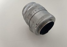 Nikon Nikkor -P C Nippon Kogaku 1:2/85mm mit Leica M39 Anschluss.