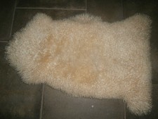 Fell Schaffell Lammfell Echtfell Schaf Pelz Naturfell Auflage Natur Teppich