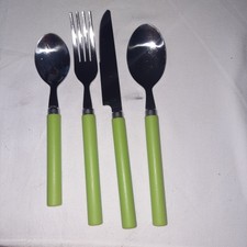 24 teiliges Besteck Grün