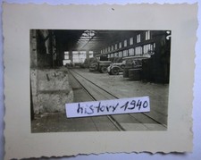 Foto Fahrzeughalle in Calais mit WH - Fahrzeugen.(96)