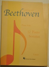 Beethoven: Piano Solo; 32 Piano Sonatas; Urtext; Köneman Music Budapest