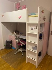 Hochbett von Ikea mit Schreibtisch, Regal und Schrank in weiß/hellrosa