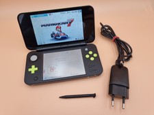 New Nintendo 2 DS XL Grün Mario Kart 7 Edition Guter Zustand