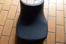 BMW R 1150 RT Fahrersitzbank mit Geleinlage, Brandschaden