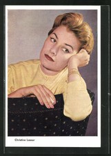 AK Schauspielerin Christine Laszar im Sessel 