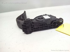 Audi A4 8K B8 Bj.2011 original Gaspedal 8K1723523A 2.0TD 105kw