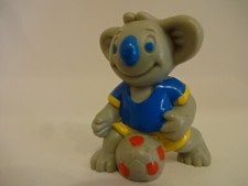 Tiere / Bärchen / Koalabärchen als Fußballspieler - ca 45 mm Groß