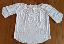NEU! Gr.40 CreamShirt - offwhite mit Spitze an Ärmeln