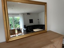 Hochwertiger Spiegel Wandspiegel mit massivem Holzrahmen in Gold