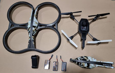 Parrot AR Drone 2.0 Quadcopter 720p HD Kamera Drohne mit 3 Akkus