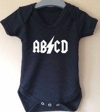 ABCD ACDC Rockband inspiriert Musik ROCKER Baby Body Unterhemd Mädchen Junge Geschenk Idee