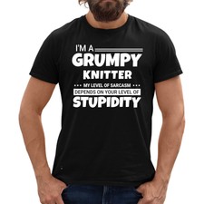 GRUMPY STRICKSTER SARKASTISCH SCHWARZ T-SHIRT JOBGESCHENK