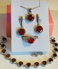 Damen NEU Wunderschone Silber-925 5SET Schmuck +Rot Farbe Zirkon Ring D-18,8mm..