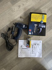 Rapid Pro R553 Elektrotacker mit Tackernadeln