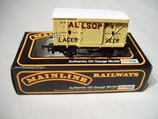 HAUPTBAHNEISENBAHNEN ALLSOPS LAGER BIER GESCHLOSSENER VAN GÜTERWAGEN LKW VERPACKT OO-SPURWEITE