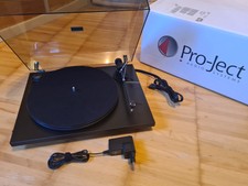 PRO-JECT Primary E Audiophiler Einsteiger Plattenspieler - Schwarz, Ortofon5E