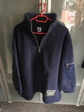 Dicker Fleecepullover Im Snowboard-Style