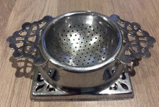 VINTAGE TEESIEB MIT TROPFSCHALE SEHR DEKORATIV SILBER METALLSCHNITT DESIGN