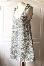 Kleid Blumen Coachella ZARA schulterfrei Weiß Boho Hippie Off-shoulder schleifen