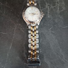  HRC Hard Rock Cafe Armbanduhr Gold Silber made in Japan 