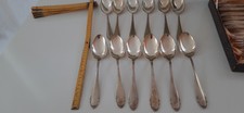 12 teiliges Besteck Set Löffel, Gabel, Messer (versilbert)