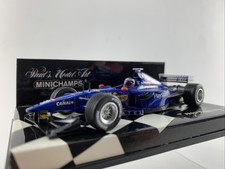 Minichamps Formel1 Prost Peugeot AP02 Grand Prix 1999 O.Panis #18 1:43 *OVP*