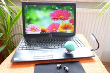 Acer 5735 l 15 Zoll HD l Windows 10 PRO 64 l 256GB SSD NEU l 4GB RAM l HDMI